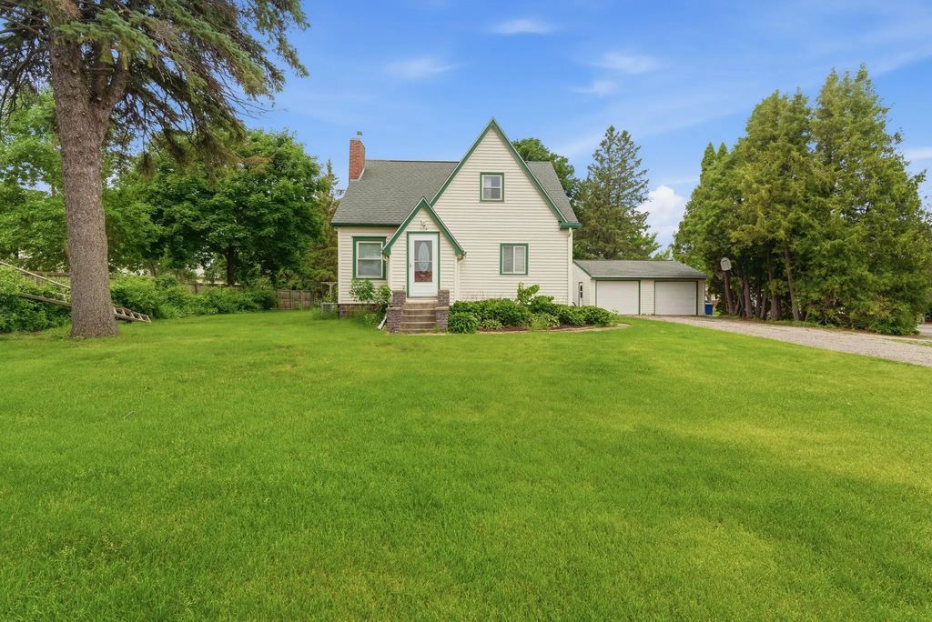1113 State Street N, Waseca