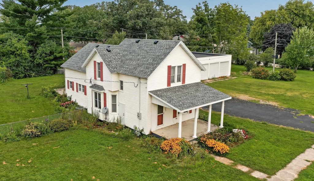 305 Mill Street N, Brownsdale