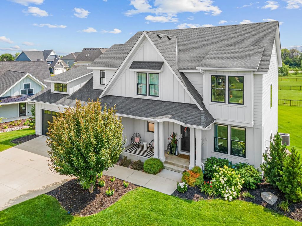 18447 75th Place N, Maple Grove