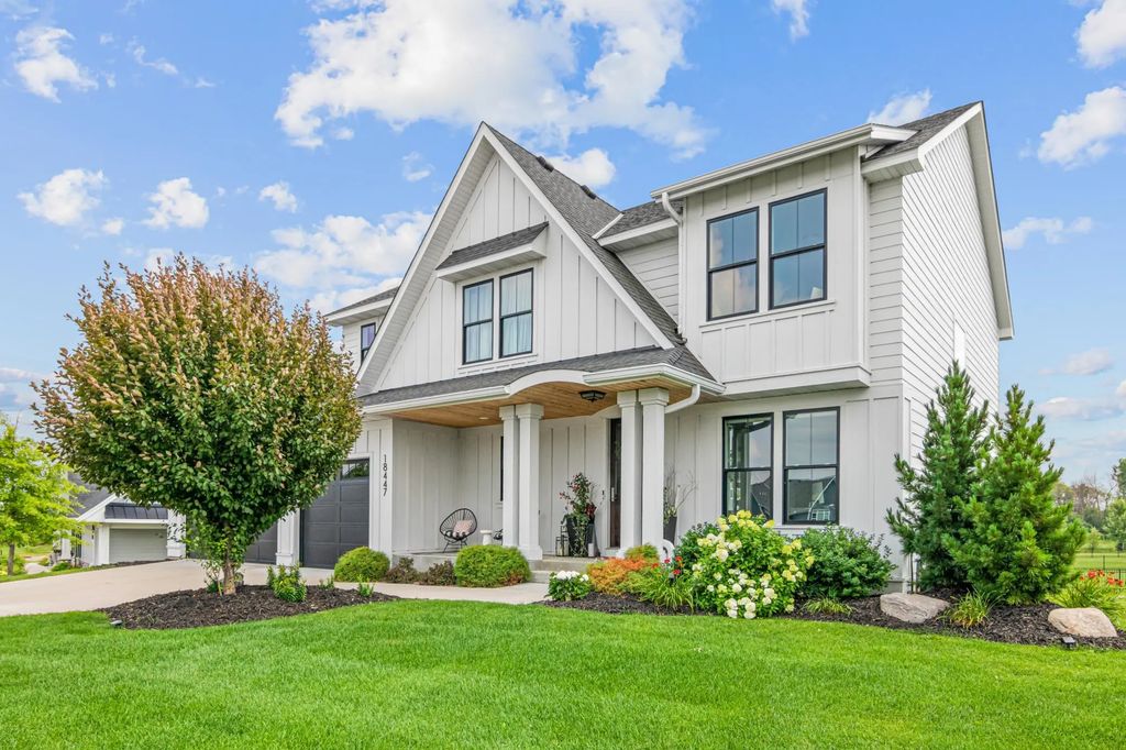 18447 75th Place N, Maple Grove