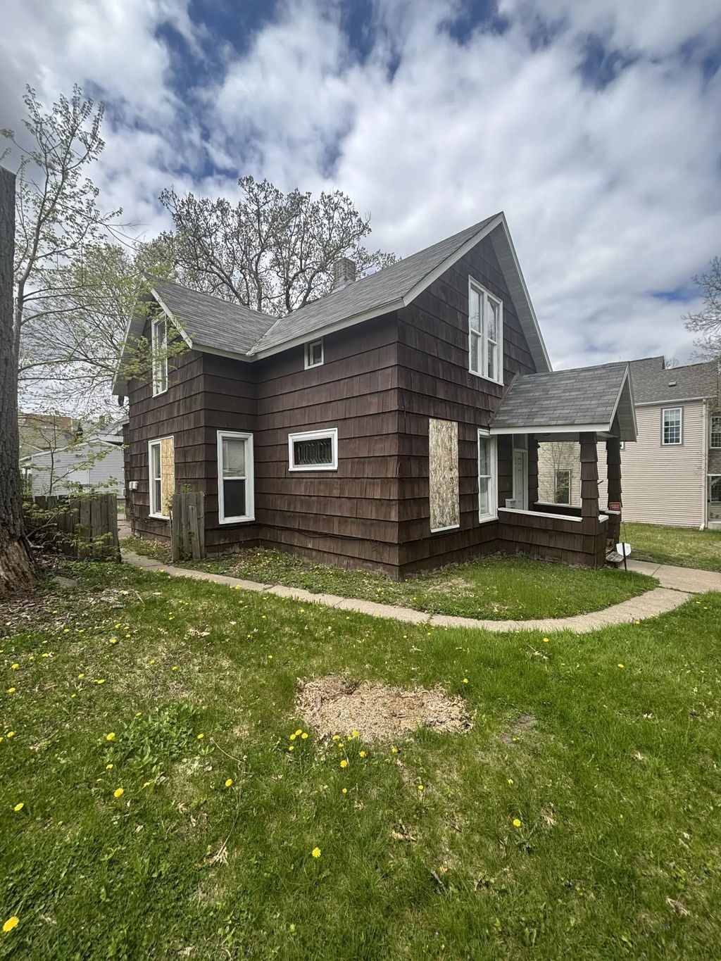 981 Burr Street, Saint Paul