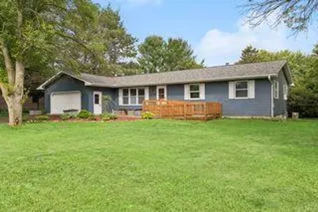 661 S Hill Drive, New Richmond