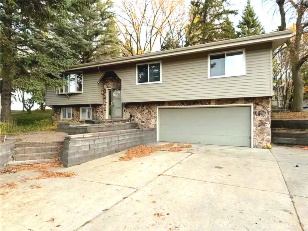 1000 16th Street Ne, Willmar