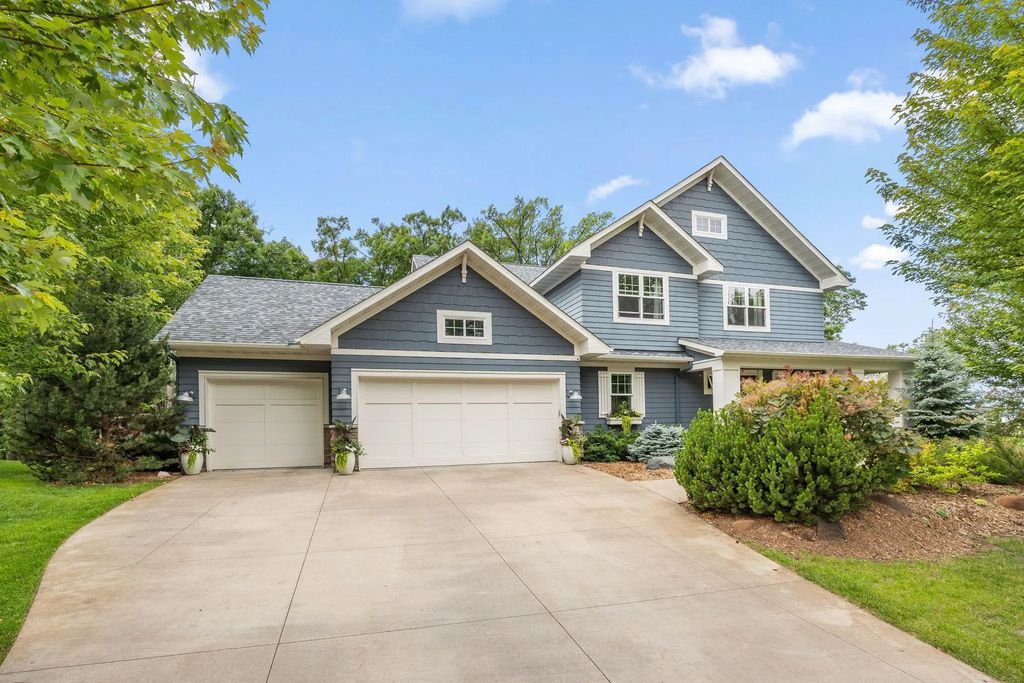 21018 Karoline Court N, Forest Lake