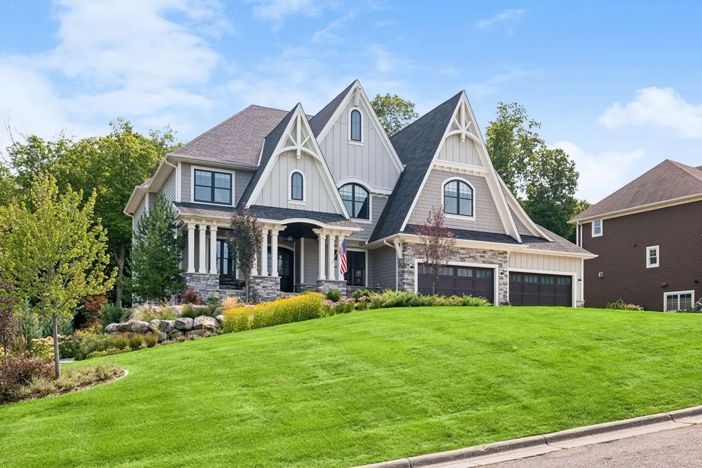7400 Dogwood Road, Chanhassen