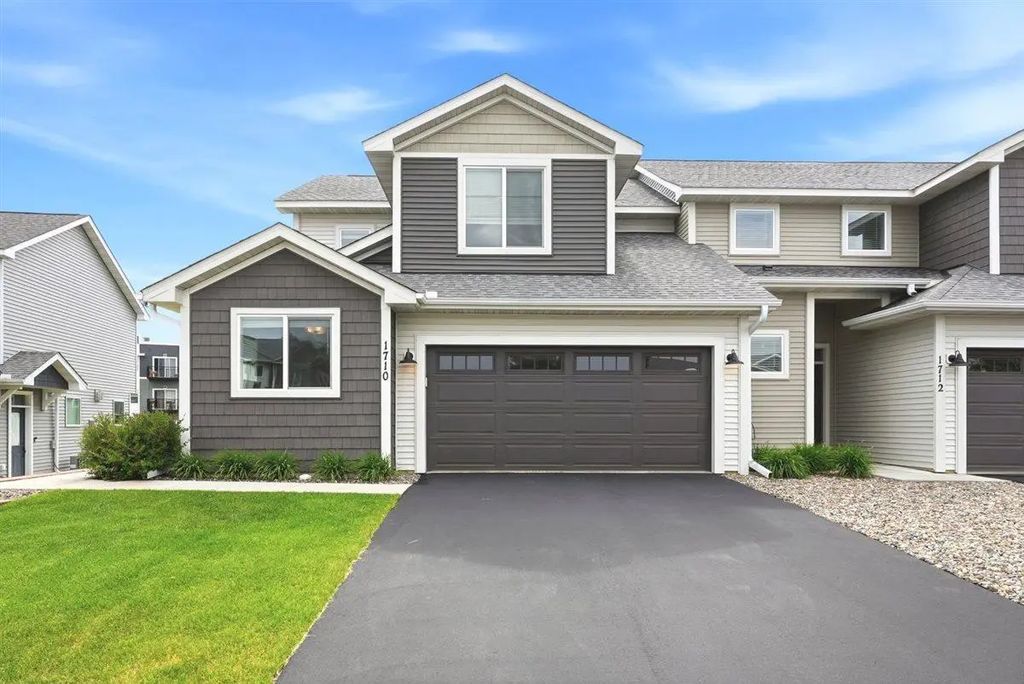 1710 Southpoint Lane, Hudson