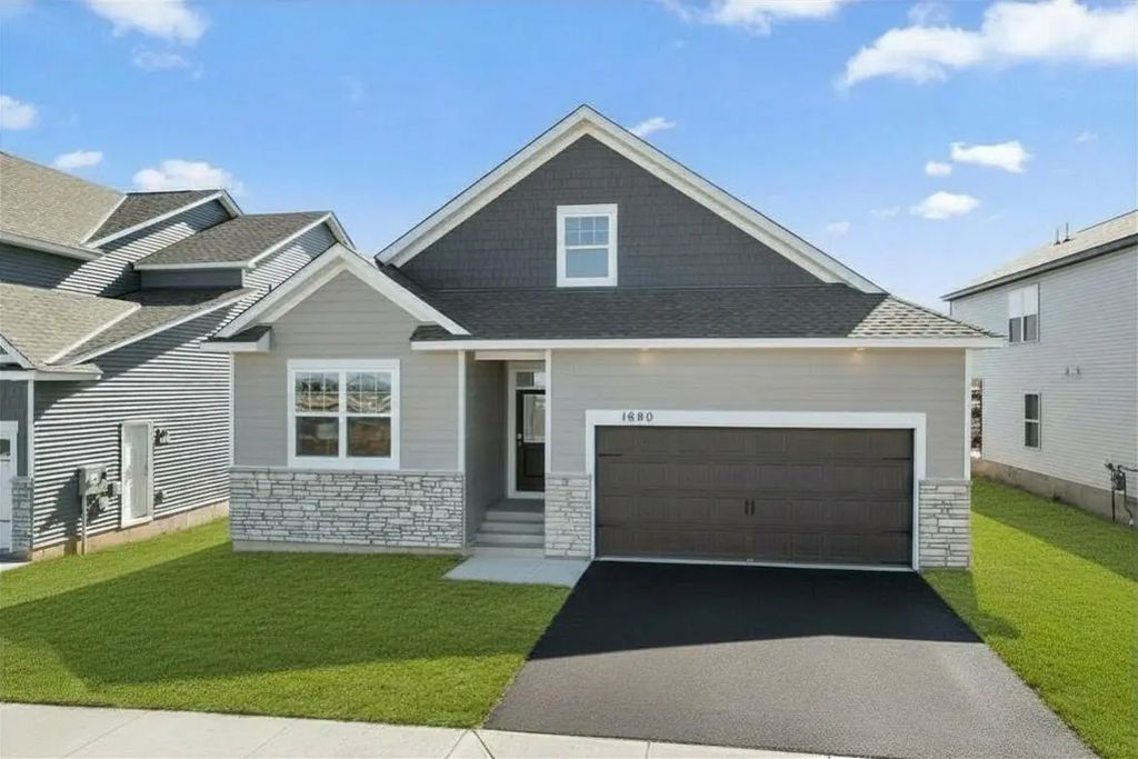 4985 Blake Way, Woodbury