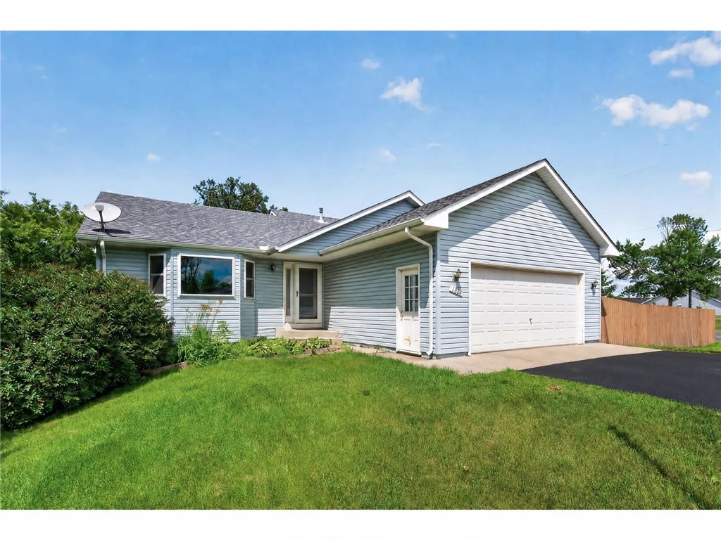 11264 Garnet Court, Hanover