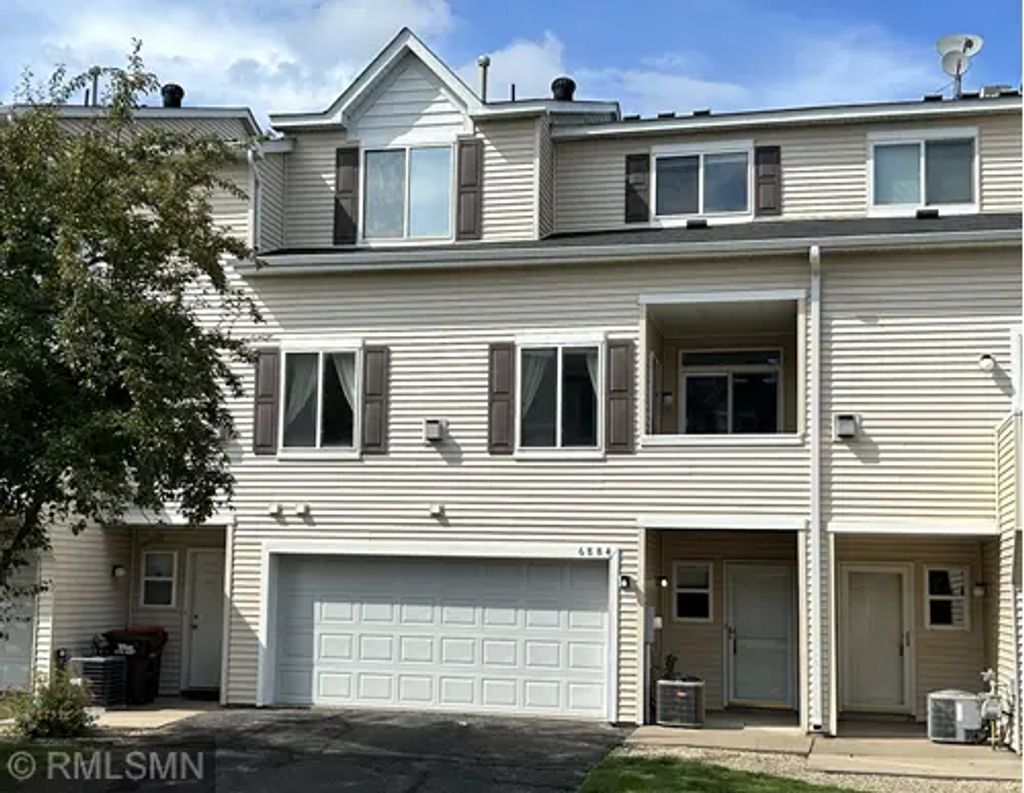 6884 Meadow Grass Lane S, Cottage Grove