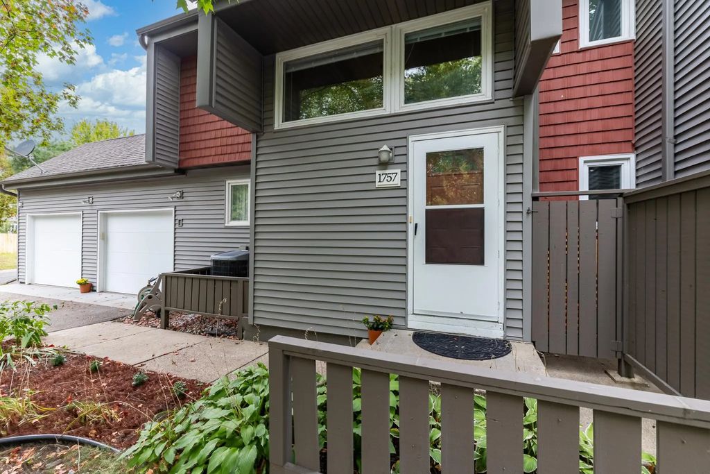 1757 Bluebill Drive, Eagan