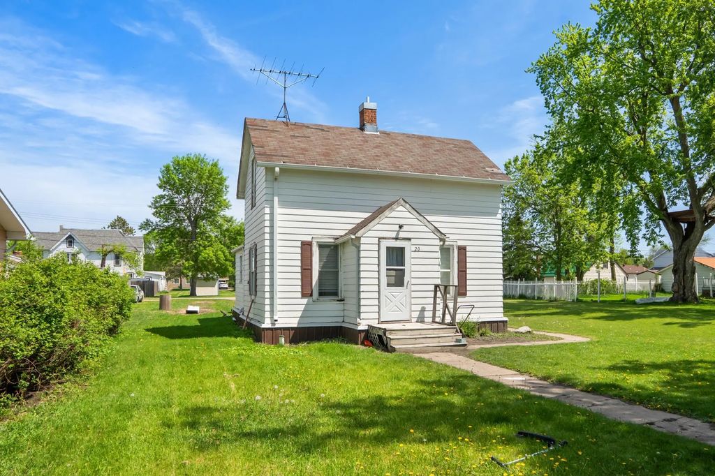 20 5th Avenue Se, Mayville