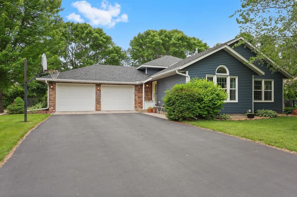 2543 Colony Circle, St Cloud
