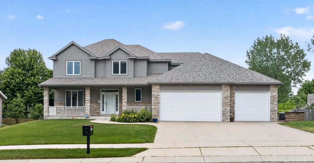 2043 Hightop Place Ne, Rochester