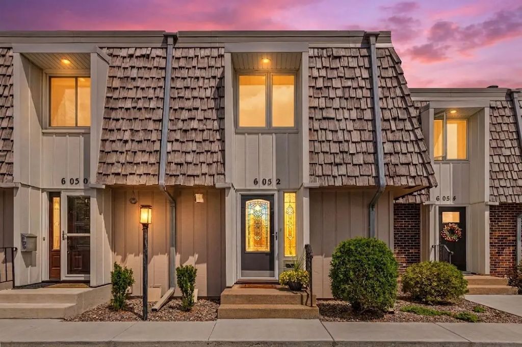 6052 Golden Valley Road, Golden Valley