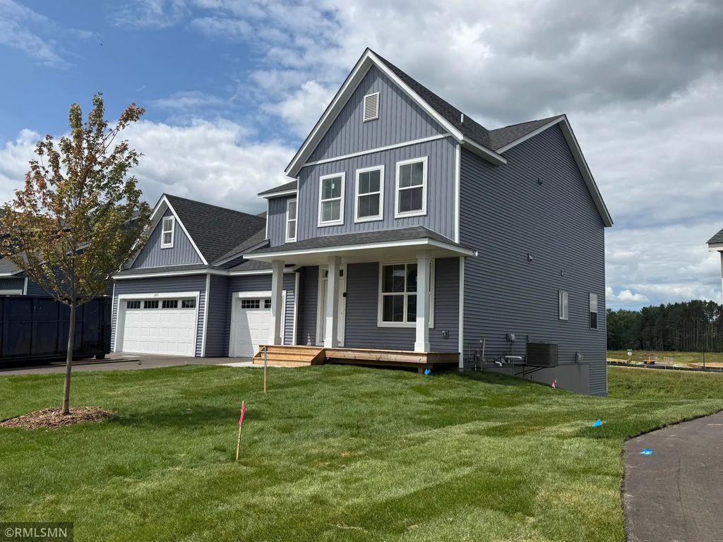1691 Meadows Drive Ne, East Bethel