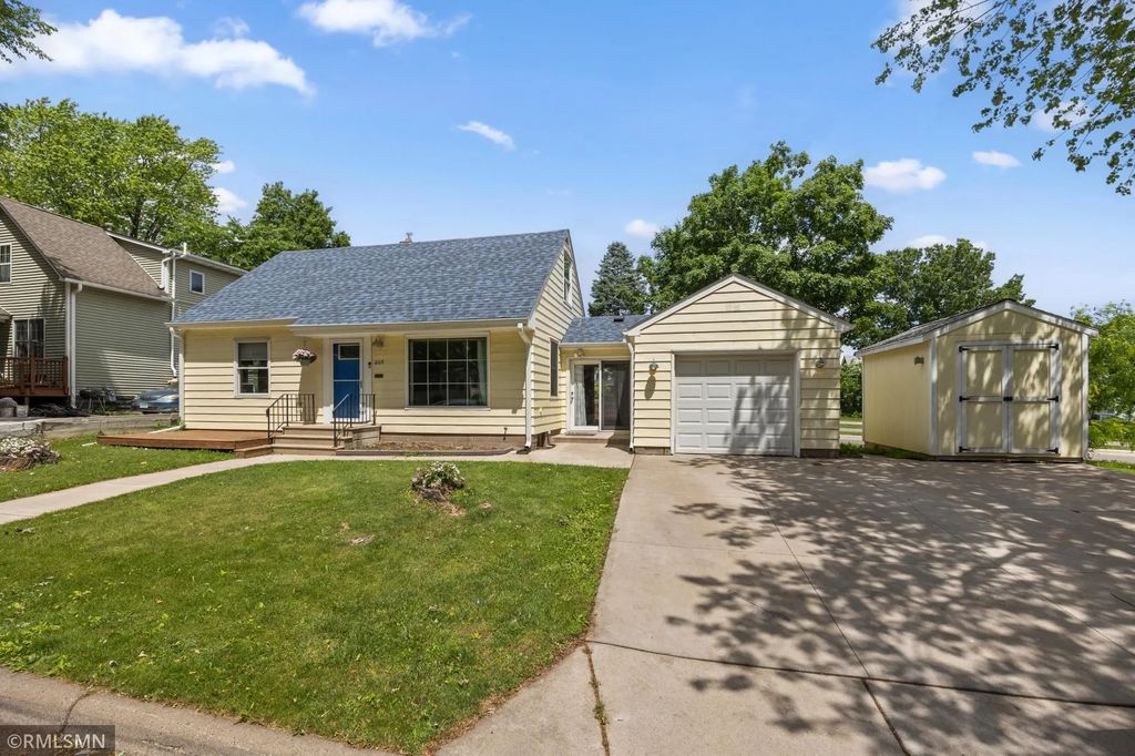 609 Nevada Avenue E, Saint Paul