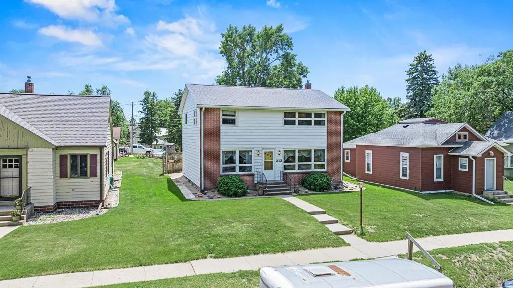 213 2nd Street E, Jasper