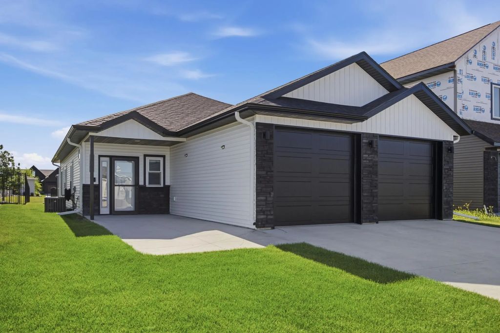 7816 Wild Rose Way, Horace