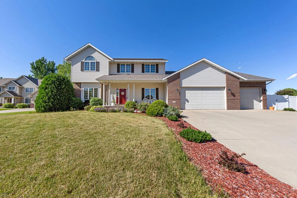 100 Park Place, Mankato