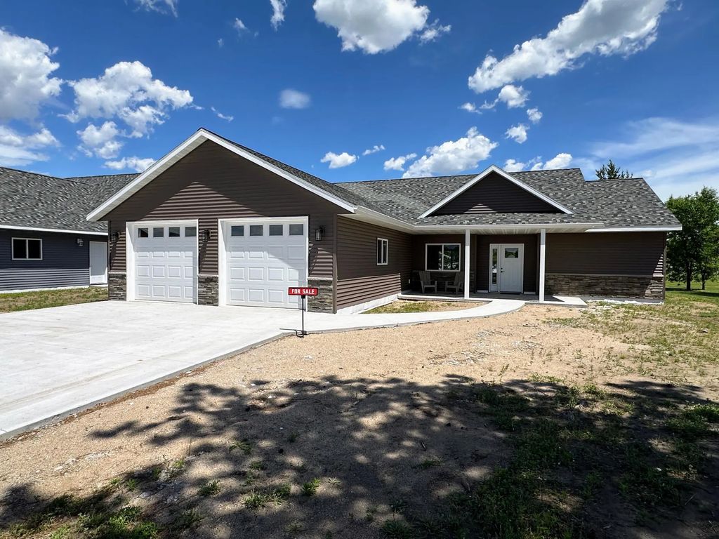 702 11th Street Nw, Perham