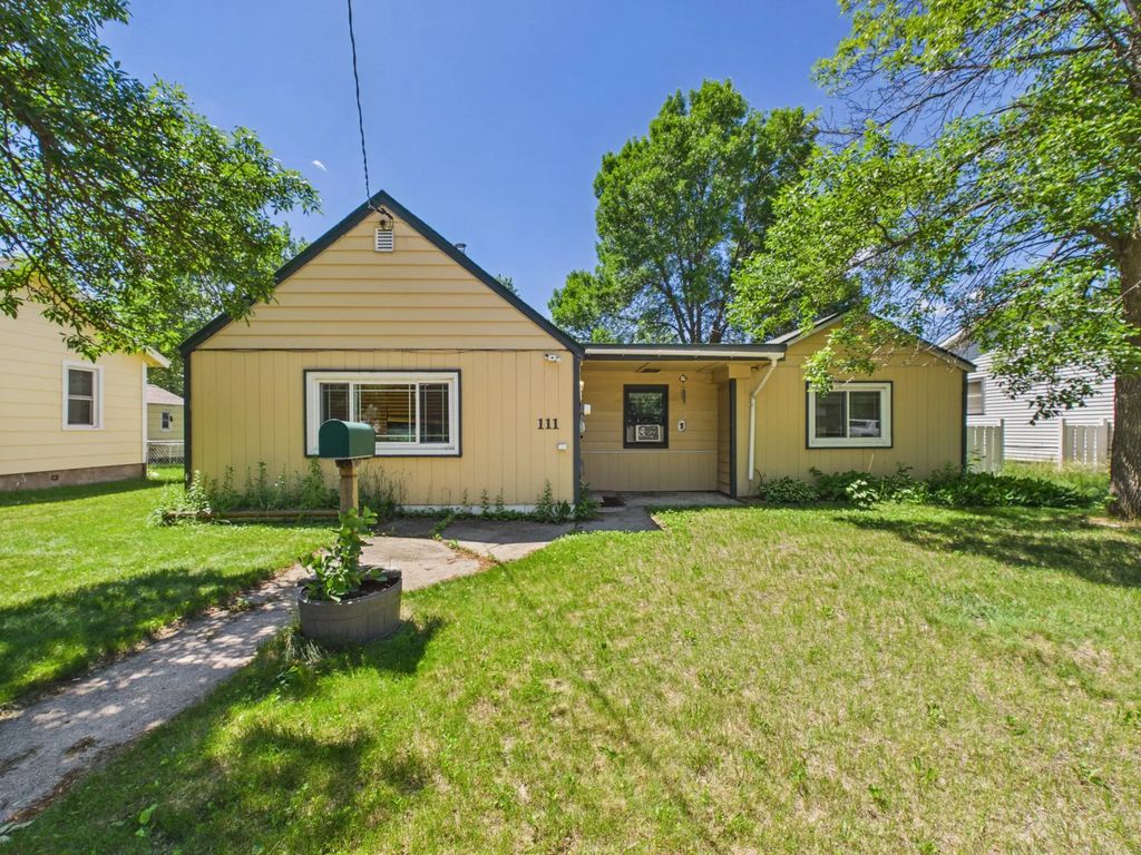 111 29th Avenue N, Saint Cloud