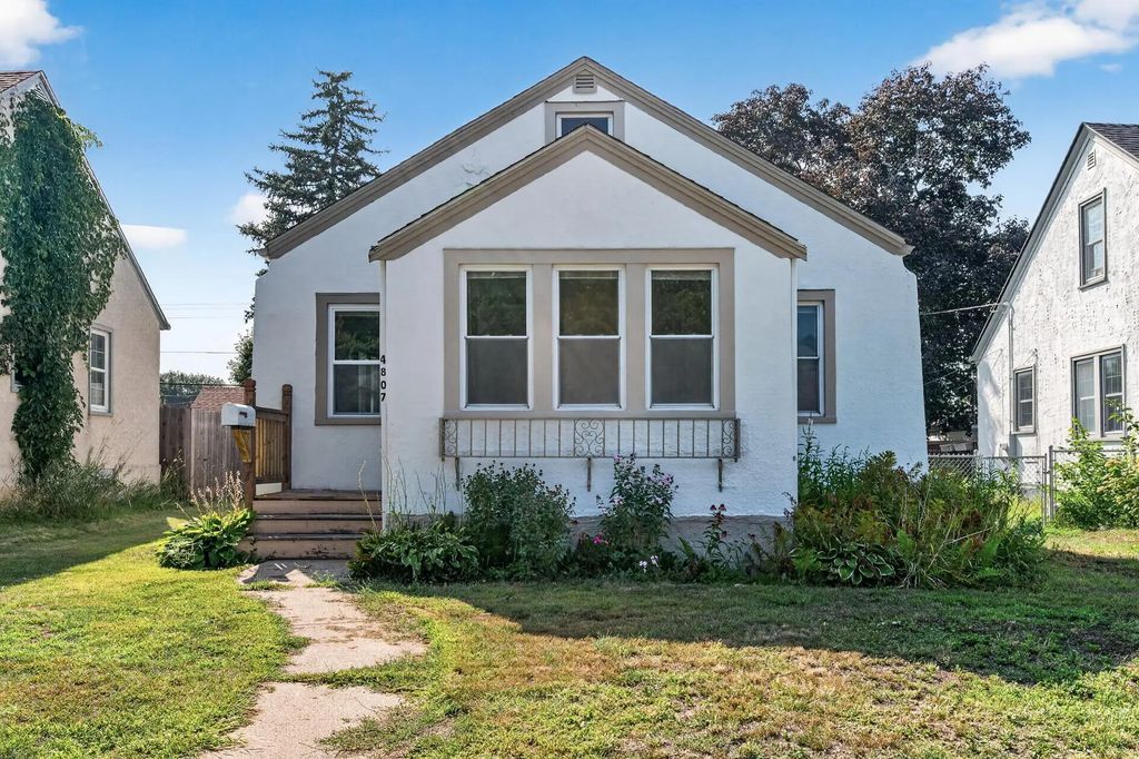 4807 Bryant Avenue N, Minneapolis
