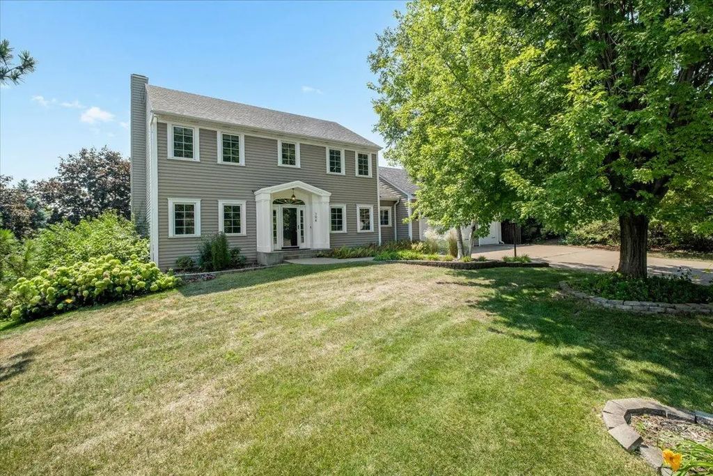 794 Interlachen Draw, Woodbury