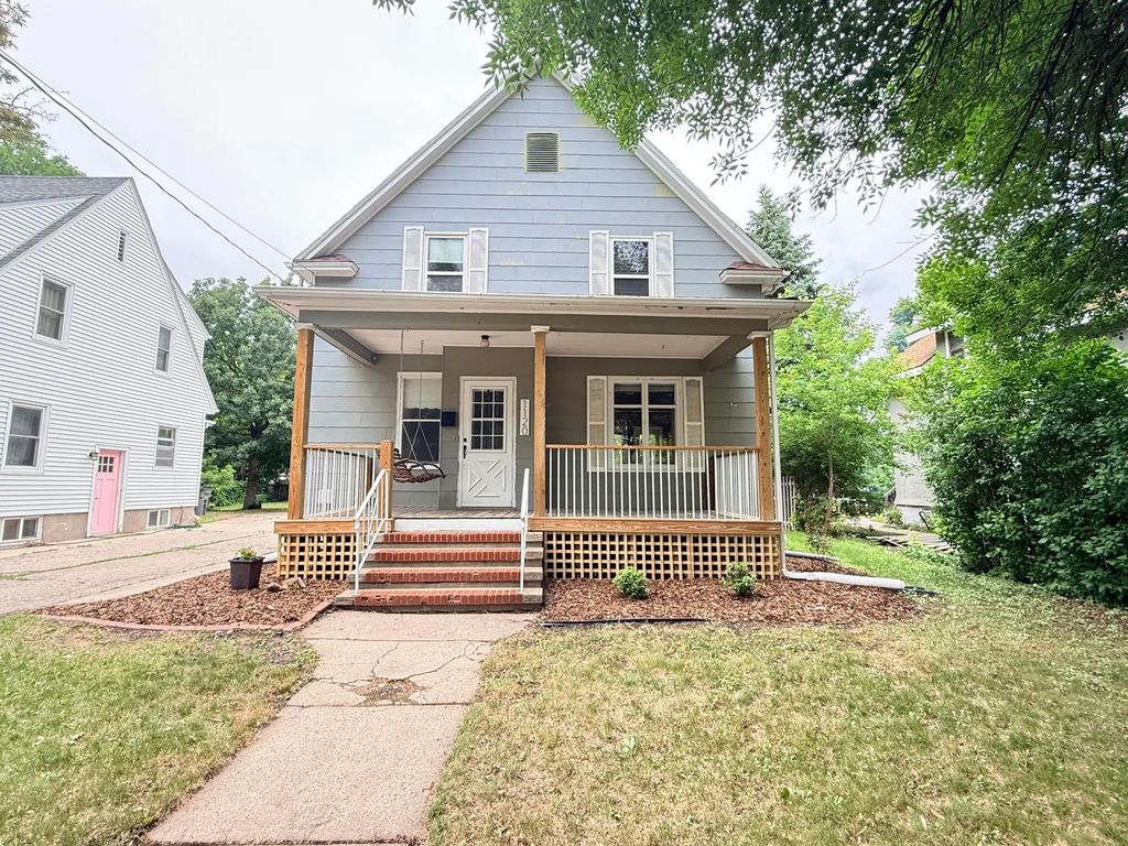 1120 4th Avenue S, Moorhead