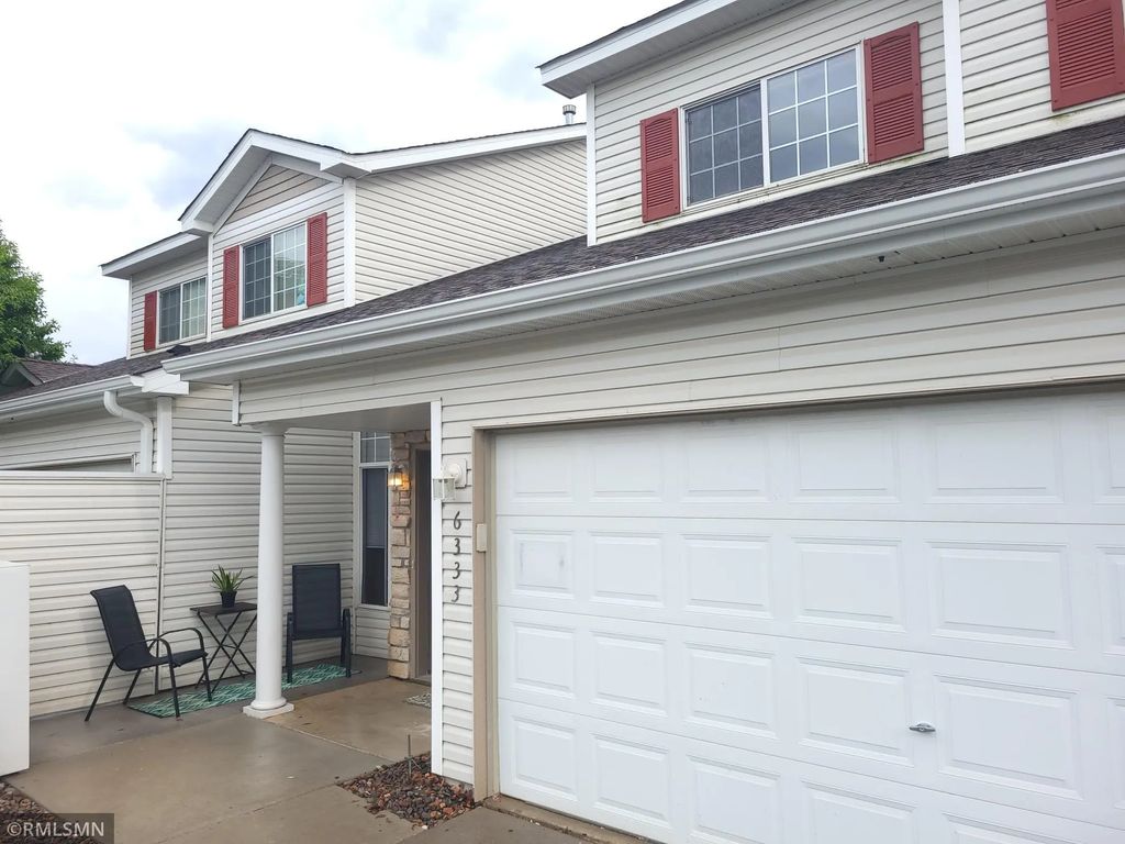 6333 Saddlebred Way, Forest Lake