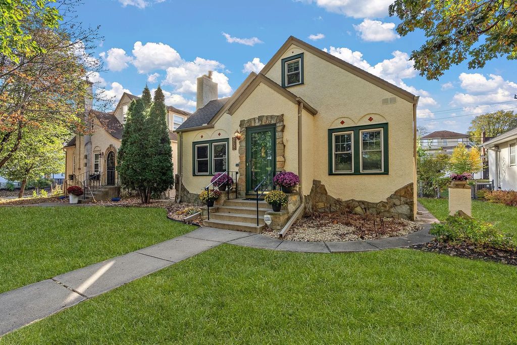 5252 Drew Avenue S, Minneapolis