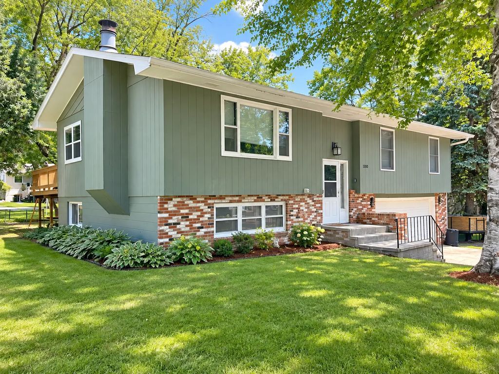 1301 9th Street Se, Willmar
