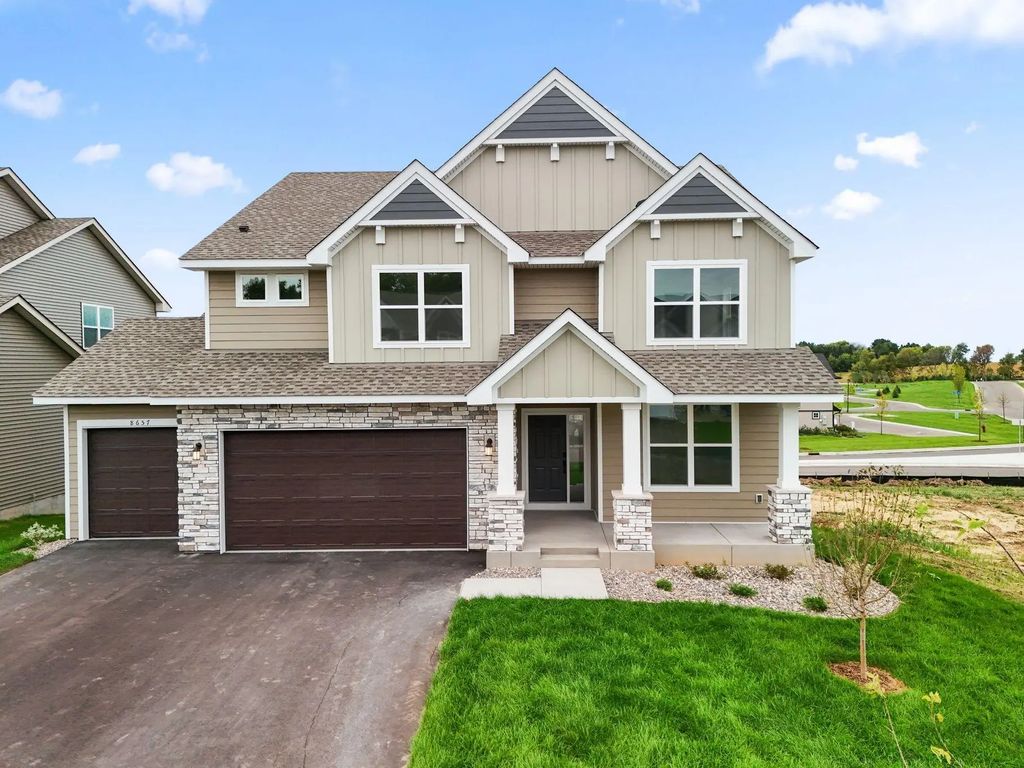 8657 Periwinkle Boulevard, Woodbury