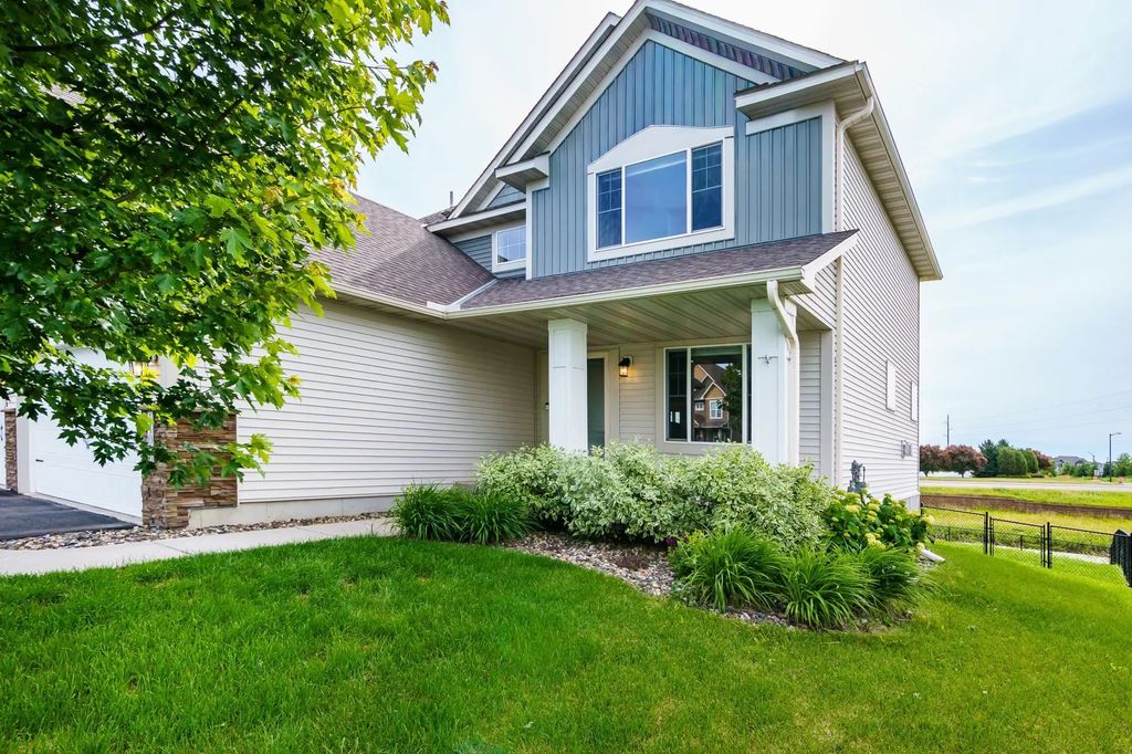 14000 Ashford Path, Rosemount