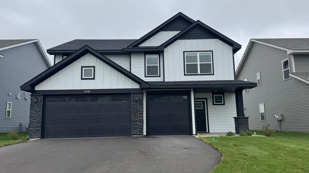 2541 Green Ash Avenue, Shakopee