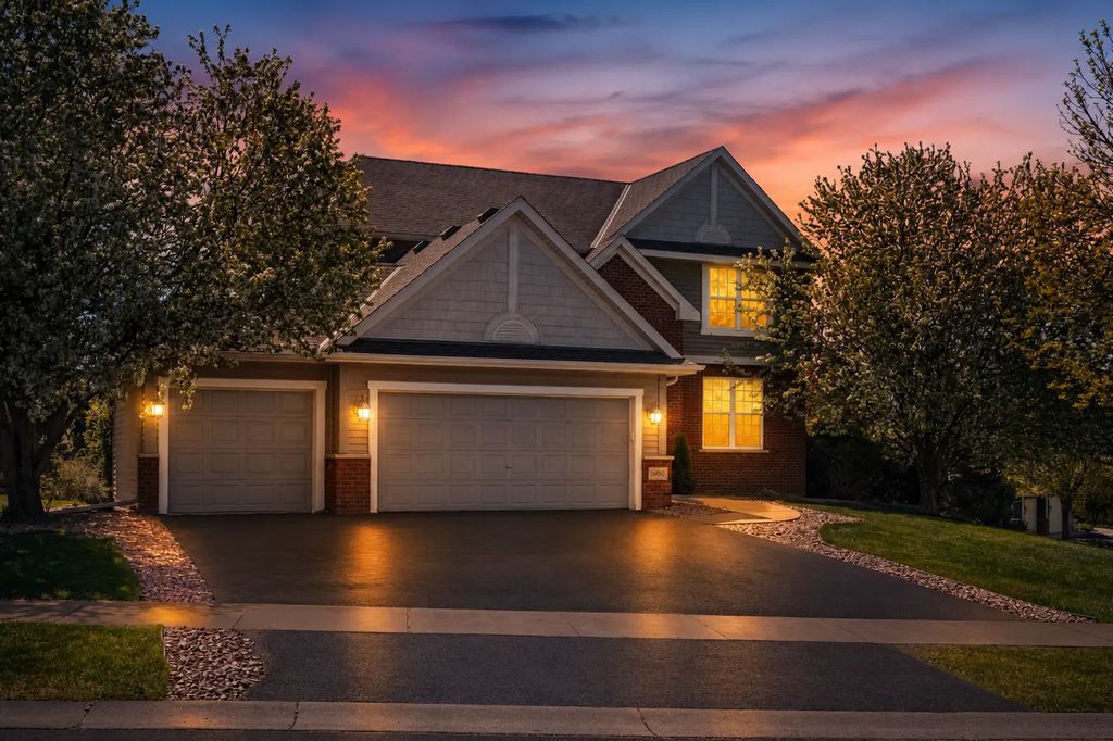 16993 66th Avenue N, Maple Grove