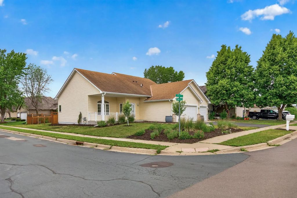 320 12th Street, Farmington