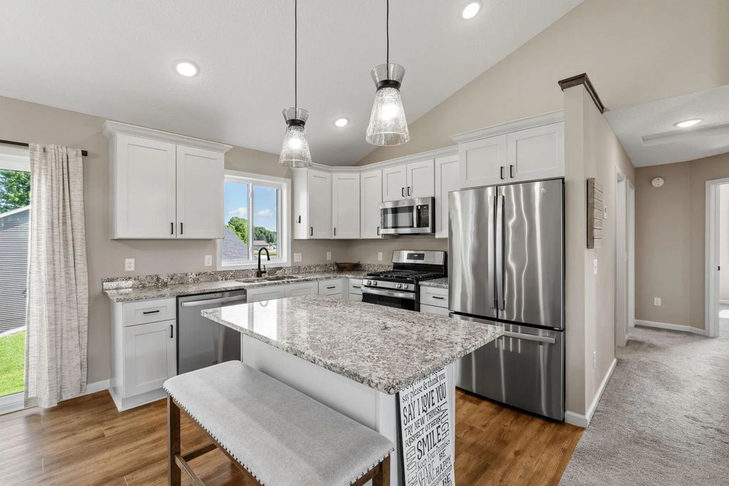 720 Mallard Avenue, Winsted