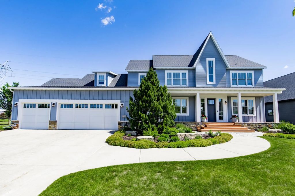2791 Samuel Drive S, Fargo