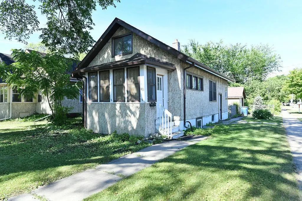 901 5th Street S, Moorhead