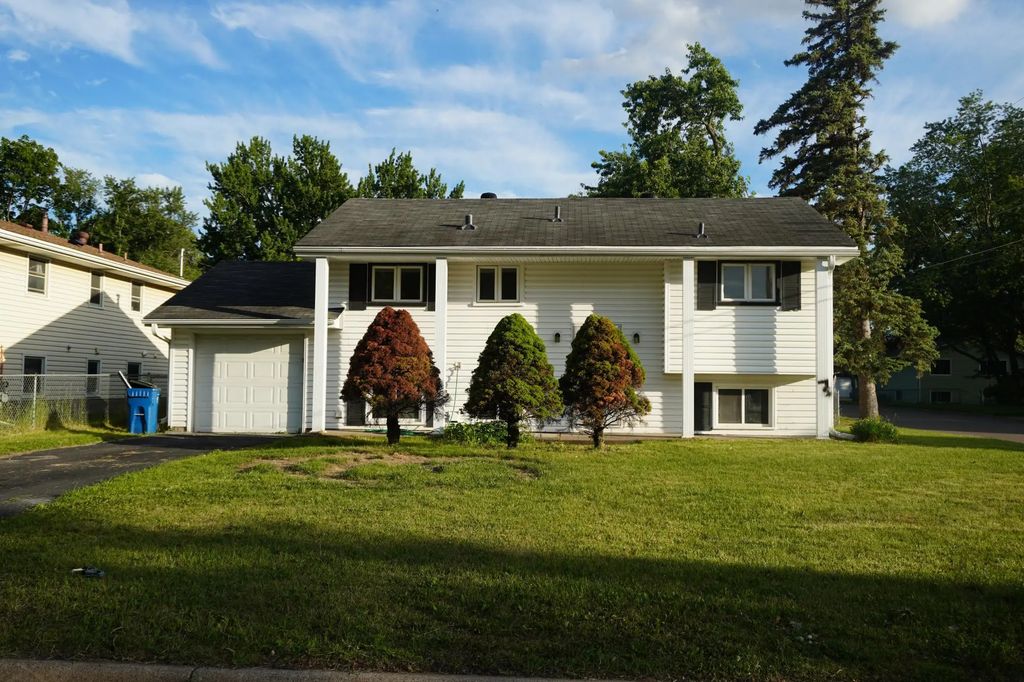 298 Ely Street Ne, Fridley