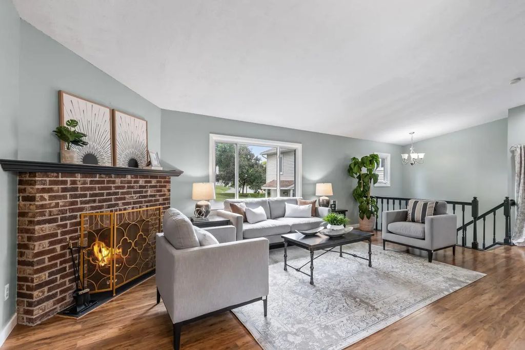 7440 Landau Curve, Bloomington