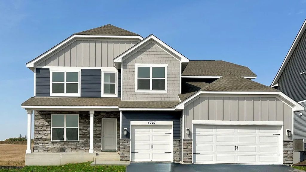 4774 Blake Court, Woodbury