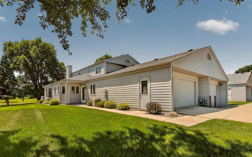 4862 Tee Court Sw, Rochester