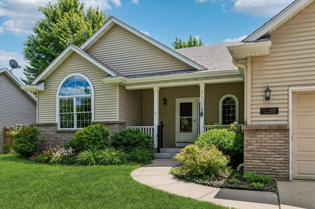 1105 Lupine Drive, Northfield