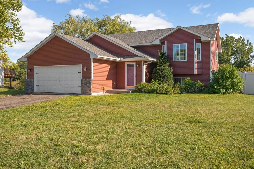 2306 Maple Lane, Buffalo