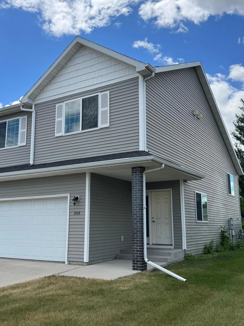 3539 15th Street S, Moorhead