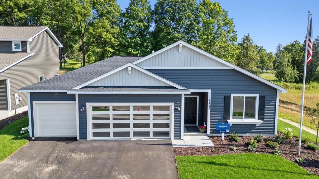 1105 Compton Avenue, River Falls