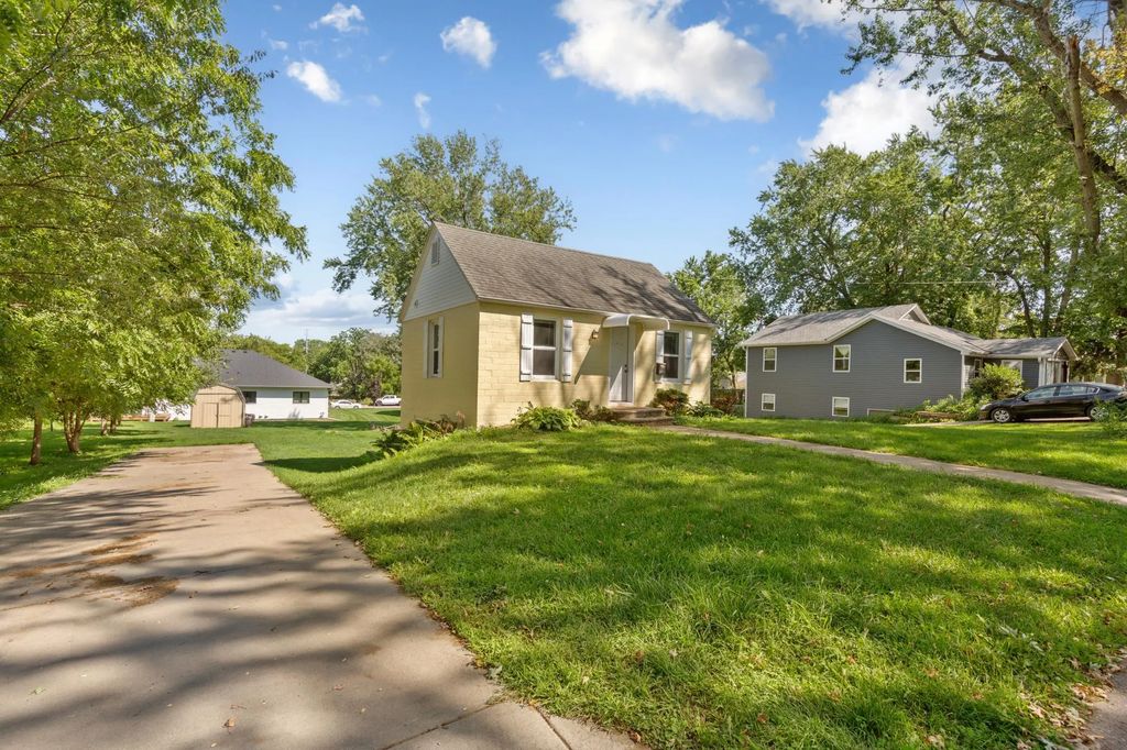 1135 5th Avenue Sw, Faribault