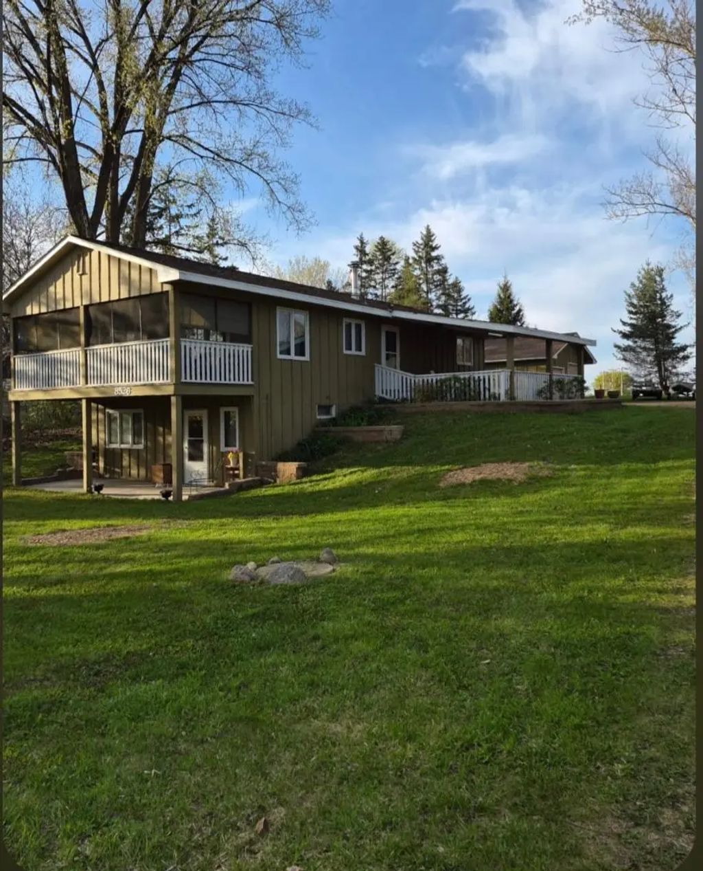8526 253rd Street, Forest Lake