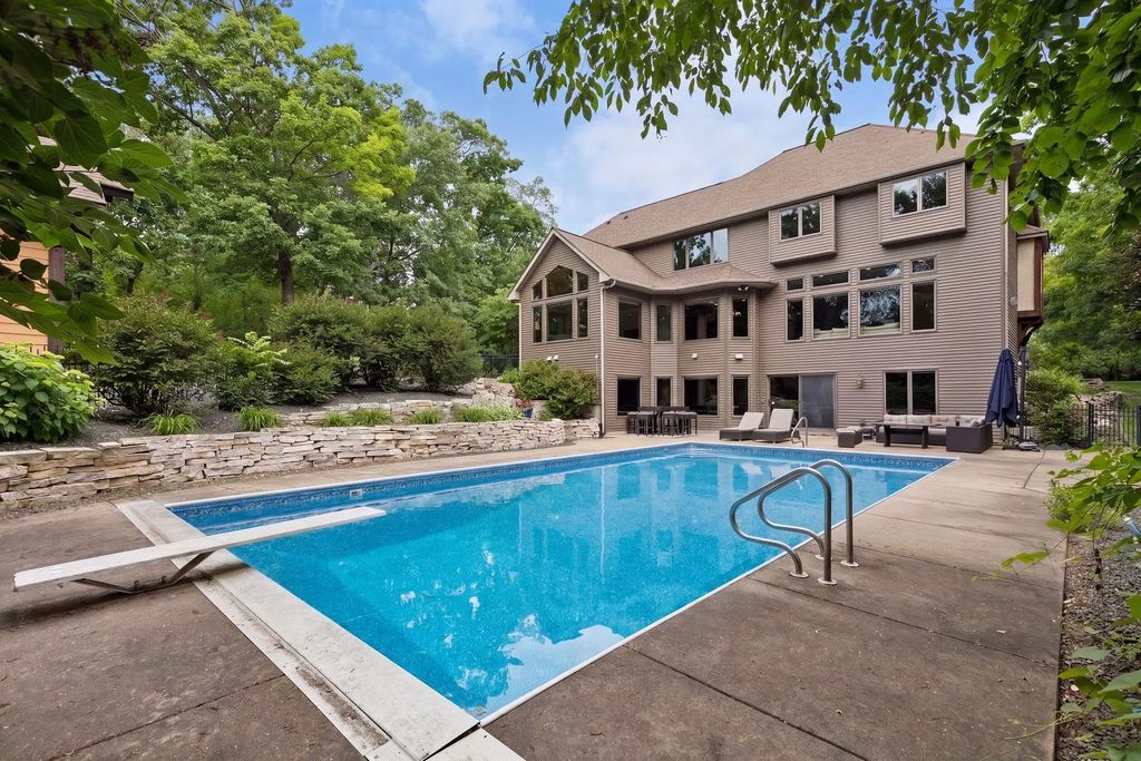 12408 167th Street W, Lakeville